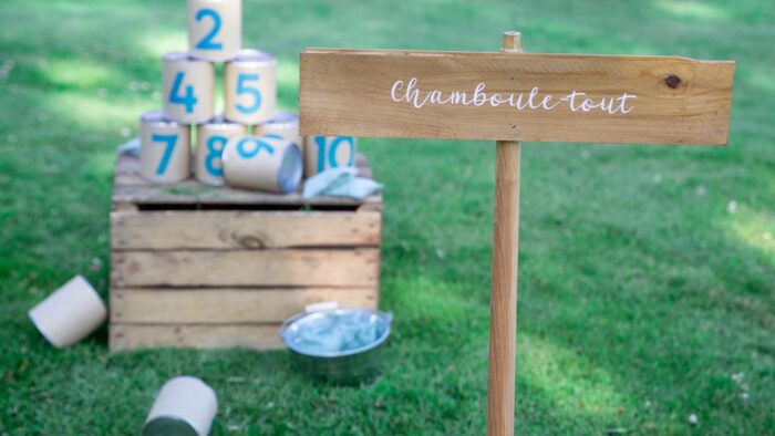 Jeu de chamboule-tout à louer pour les événements, anniversaires, soirée, séminaires, olympiades