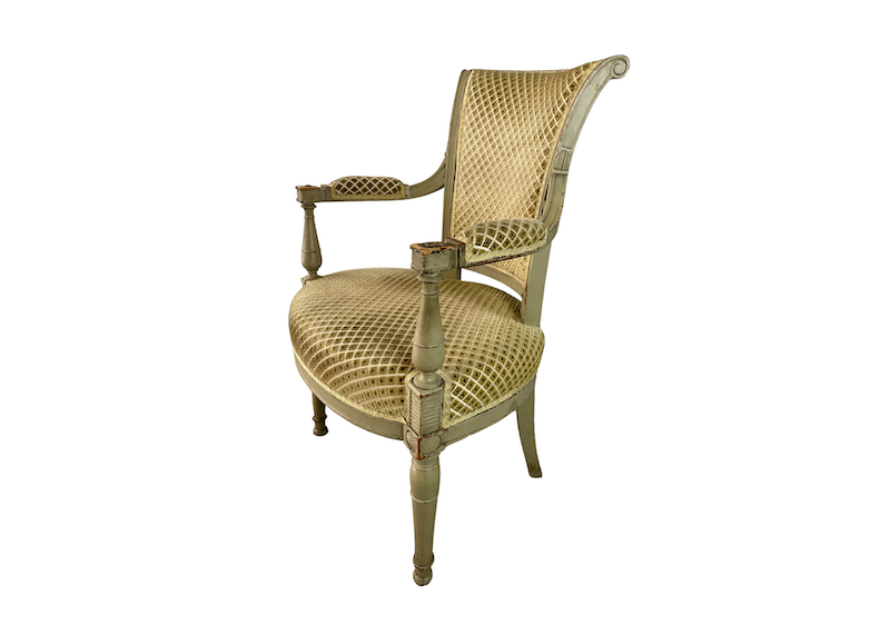 Location fauteuil velours beige pour les événements, motifs losanges, style Louis XVI, location fauteuil vintage, mariage et cérémonies laïque