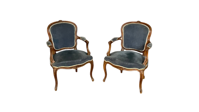 Location fauteuil style Louis XV en velours bleu gris / location pour les événements / Vintage / Mariages, Anniversaires, soirée d'entreprises