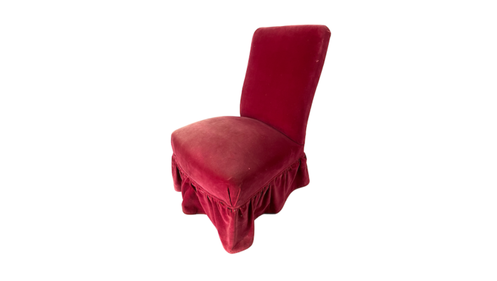 Location fauteuil velours rouge pour les événements