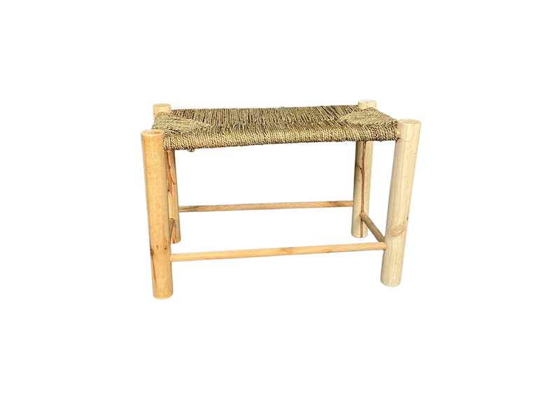 Location banc marocain événement, banc en bois et fibres de palme tressées, décor bohème, décor oriental