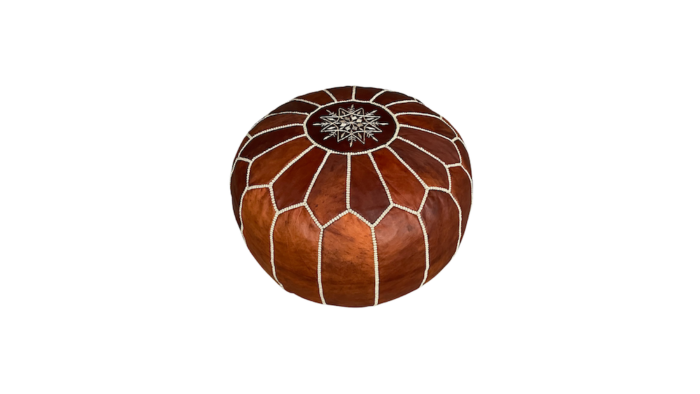 Location pouf cuir marron événements, décor 1001 nuit, décoration orientale