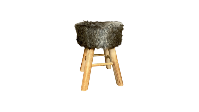 Location tabouret en bois et fourrure pour les événements, tabouret style montagne