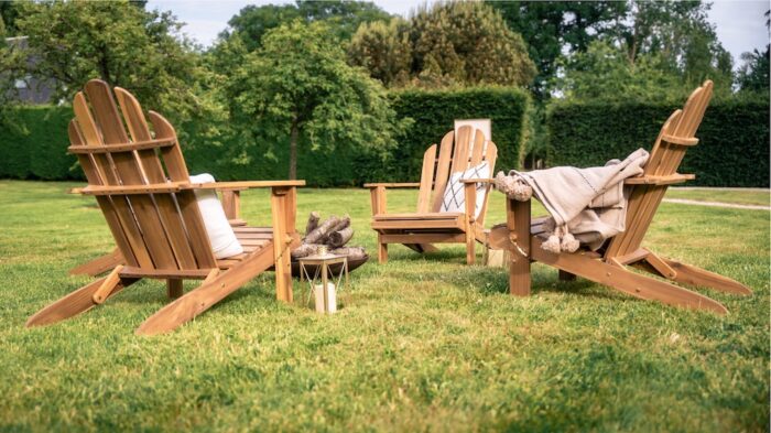 Location salon braséro événements, location fauteuils adirondacks en bois, location mobilier bohème événements