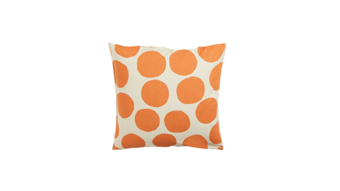 Location coussin pois oranges, location événement été, location décoration événements et mariages