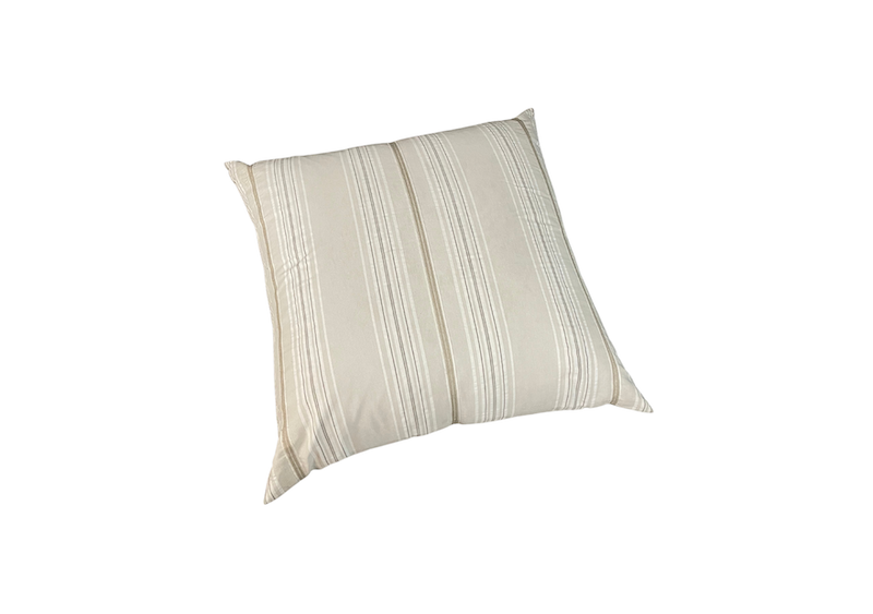 Location grand pouf rayé, location pouf beige, location pouf événements, location pouf événement bohème, location pouf mariage, location pouf séminaire