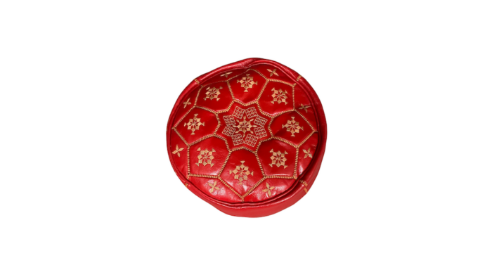 Location pouf cuir rouge événements, location pouf oriental événements, location décoration événements 1001 nuits, location décoration orientale pour les événements, location pouf marocain événements