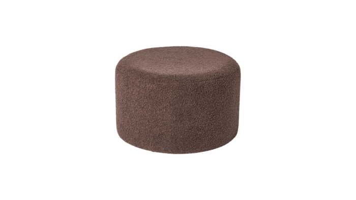 Location pouf bouclette marron événements, location pouf fourrure marron, location décoration hivernale événements, location pouf, location pouf décoration montagne événements