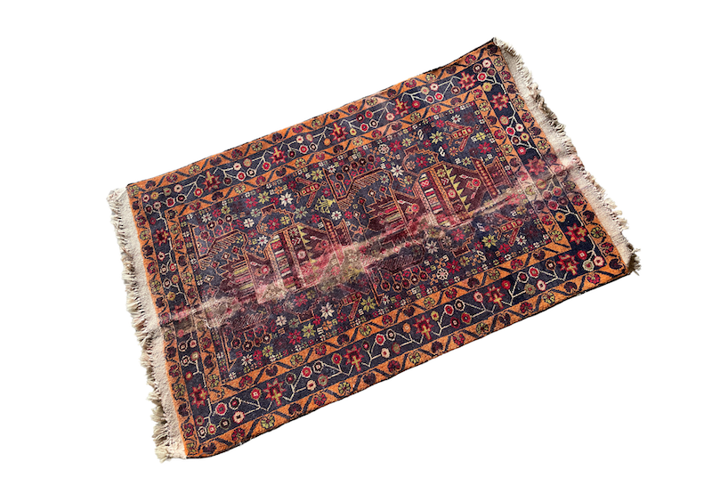 Location tapis orient coloré, Location tapis vinatage, location tapis orient vintage événements, location tapis beige et rose pour les événements, location tapis oriental événements 1001 nuits, décoration mariage oriental, location tapis d'orient vintage