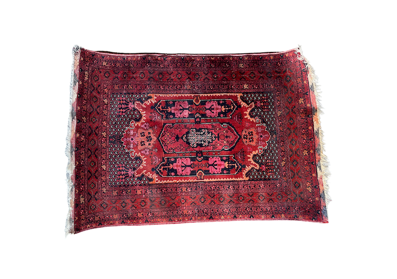 Location tapis oriental fuchsia, Location tapis orient, Location tapis vintage, location tapis orient vintage, location tapis pour les événements, location tapis oriental événements 1001 nuits, décoration mariage oriental, location tapis d'orient vintage