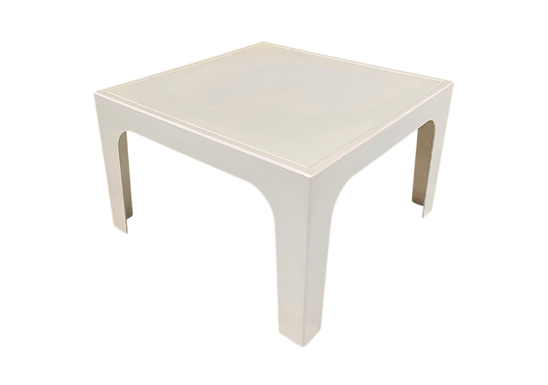 Location table basse plexi événements, location table basse plexi rétro, location table basse vintage plexi blanc événements, location mobilier et décoration années 60s événements, location mobilier et décoration année 70s événements, location table basse événements en Normandie, location table basse événements à Paris, location table basse événements en région parisienne