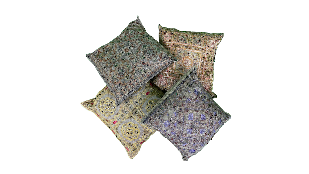 Location coussin oriental événements, location coussin décor 1001 nuits, location coussins événements, location décoration événements, mariages et soirées orientales, location décoration marocaine événements, locations décoration orientale pour événements à paris, location décoration orientale pour événements en normandie, location décoration orientale pour événements en région parisienne