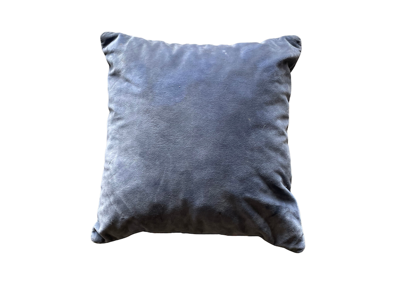 Location coussin velours bleu événements, location coussin velours gris événements, location coussin événements thème hiver, location coussin 1001 nuits événements, location décoration événements, mariages et séminaires, location décoration pour événements en normandie, location décoration pour événements à Paris, location décoration pour événements en région parisienne