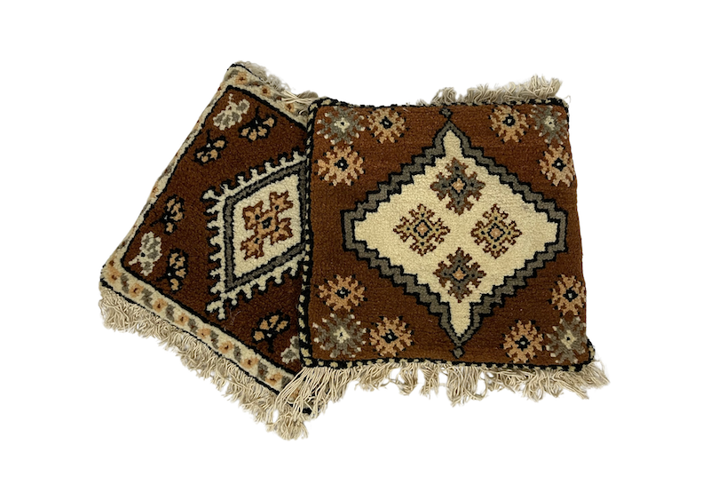 Location coussin oriental marron événements, location coussin 1001 nuits événements, location coussin événements orientaux, location coussin marocain événements, location coussin marron événements, location décoration événements, mariages et séminaires, location décoration pour événements en normandie, location décoration pour événements à Paris, location décoration pour événements en région parisienne