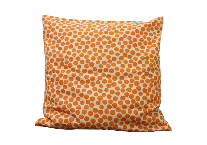 Location coussin pois orange événements, location coussin coloré événements, location coussin événement summer party, location décoration événements, mariages et séminaires, location décoration pour événements en normandie, location décoration pour événements à Paris, location décoration pour événements en région parisienne